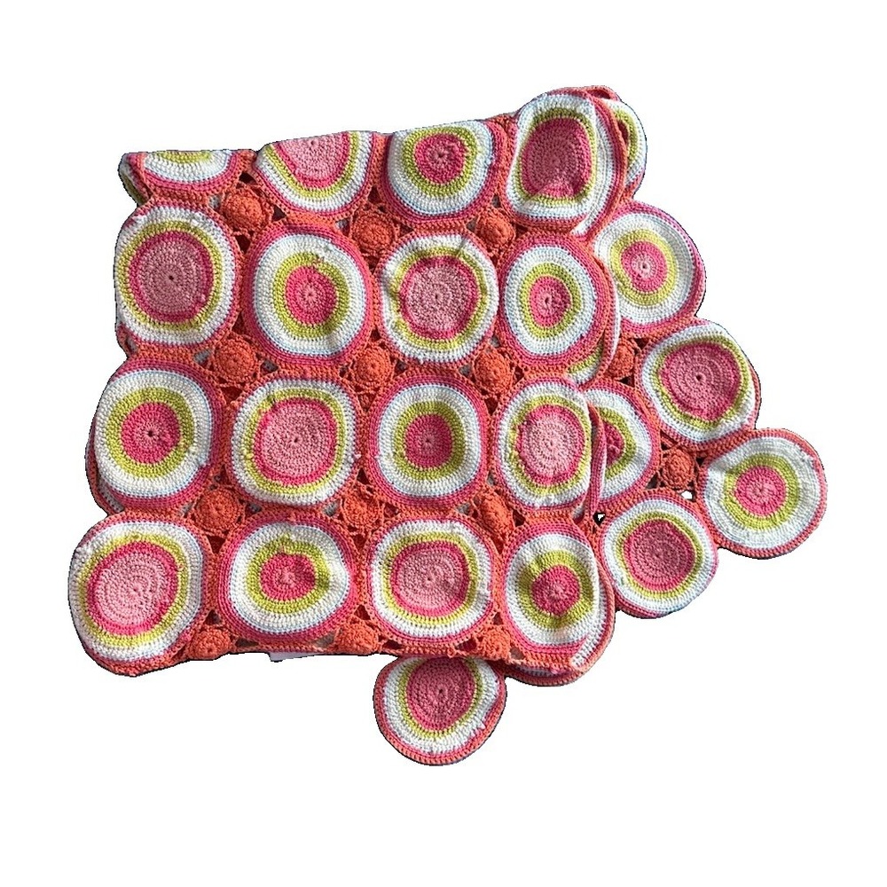 Garnet Hill Circular Granny Square Crochet Table Runner Retro Groovy Retired
